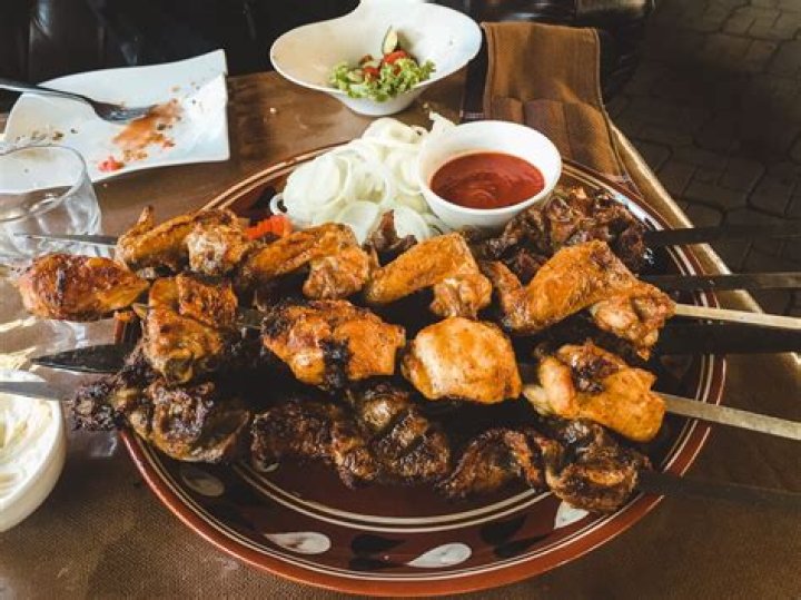 What kind of food does Uzbekistan eat?
